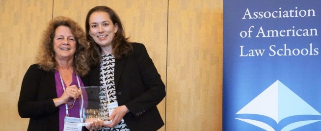 Seton Hall Law Alumna Receives Clinical Education Award