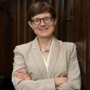 Dr. Cristina Traina