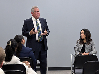 Dean Weich and Prof. Franzese address students at Seton Hall Law.